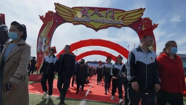 小萝莉泰国度假